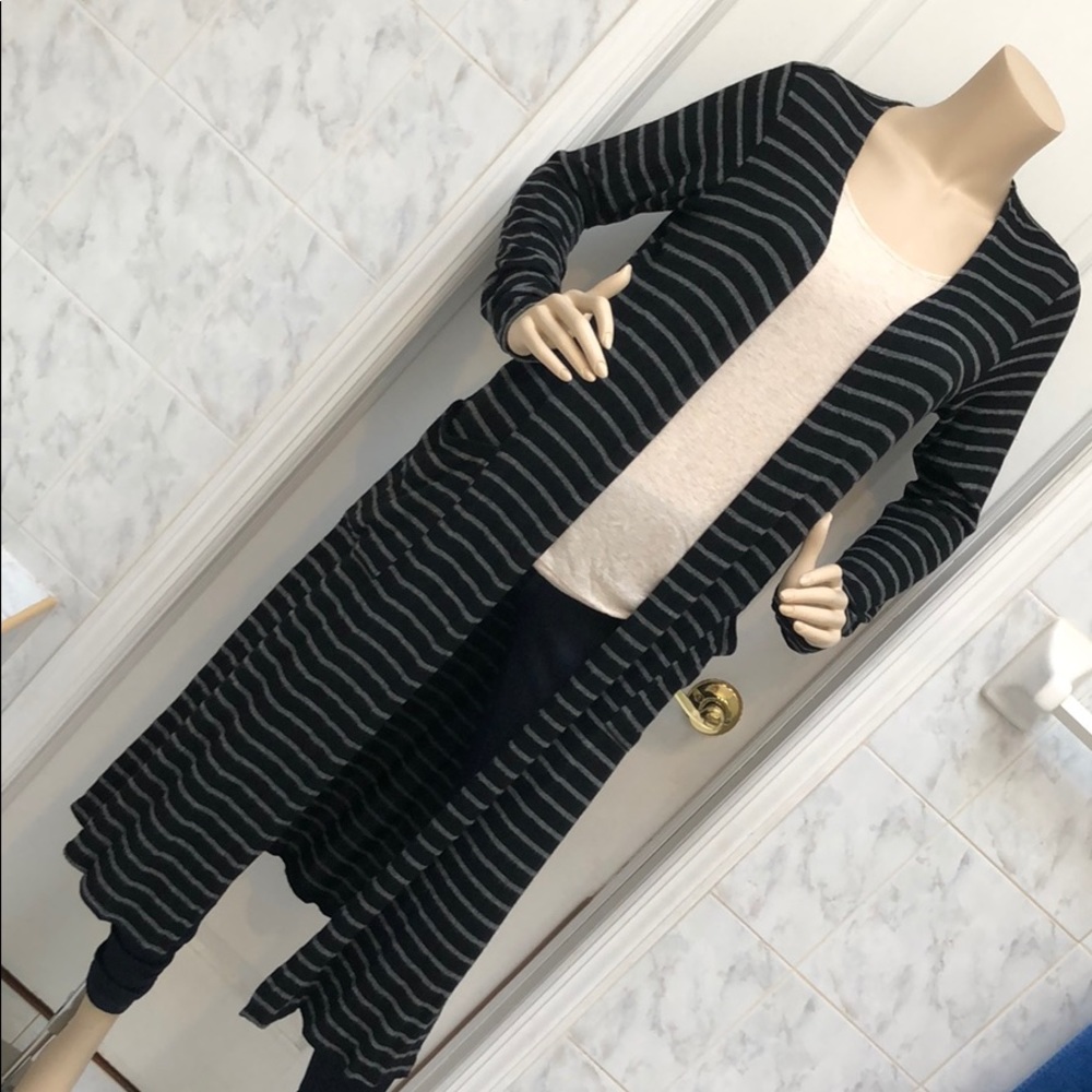 Last 1! CHARCOAL & BLACK STRIPE CARDIGAN - Picture 2 of 7